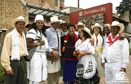 フアン・バルデスはコロンビアコーヒー生産者の代表